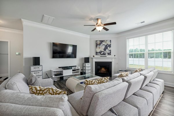 Comment organiser un dressing ouvert dans une alcôve pour une chambre parentale?