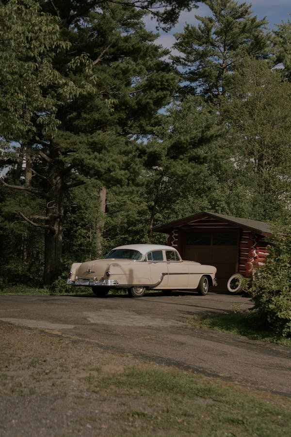 Découvrez les avantages du garage en bois en kit